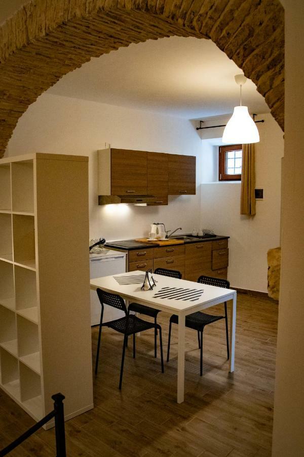 Apartamento Casa Concerie Quattro Sulmona Exterior foto